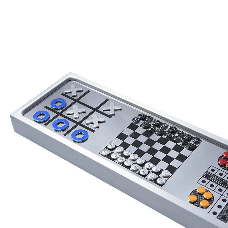 Alumiiniseos Magneettinen 3-in-1 shakkipelisetti