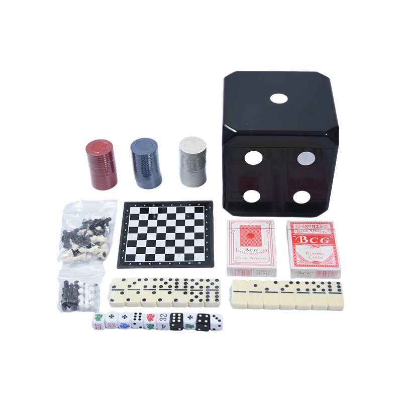 Klassinen pöytäpelikokoelma - Black Dice Tower Edition